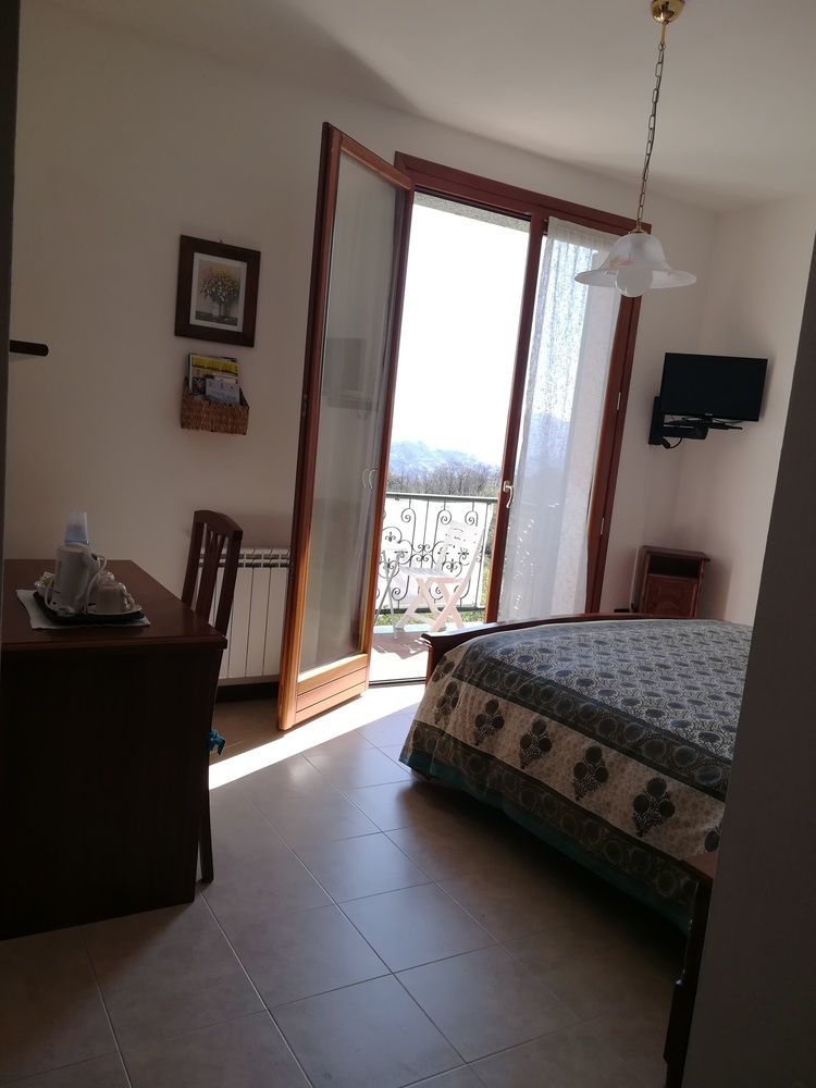 Locanda Primo Sole Leivi Buitenkant foto